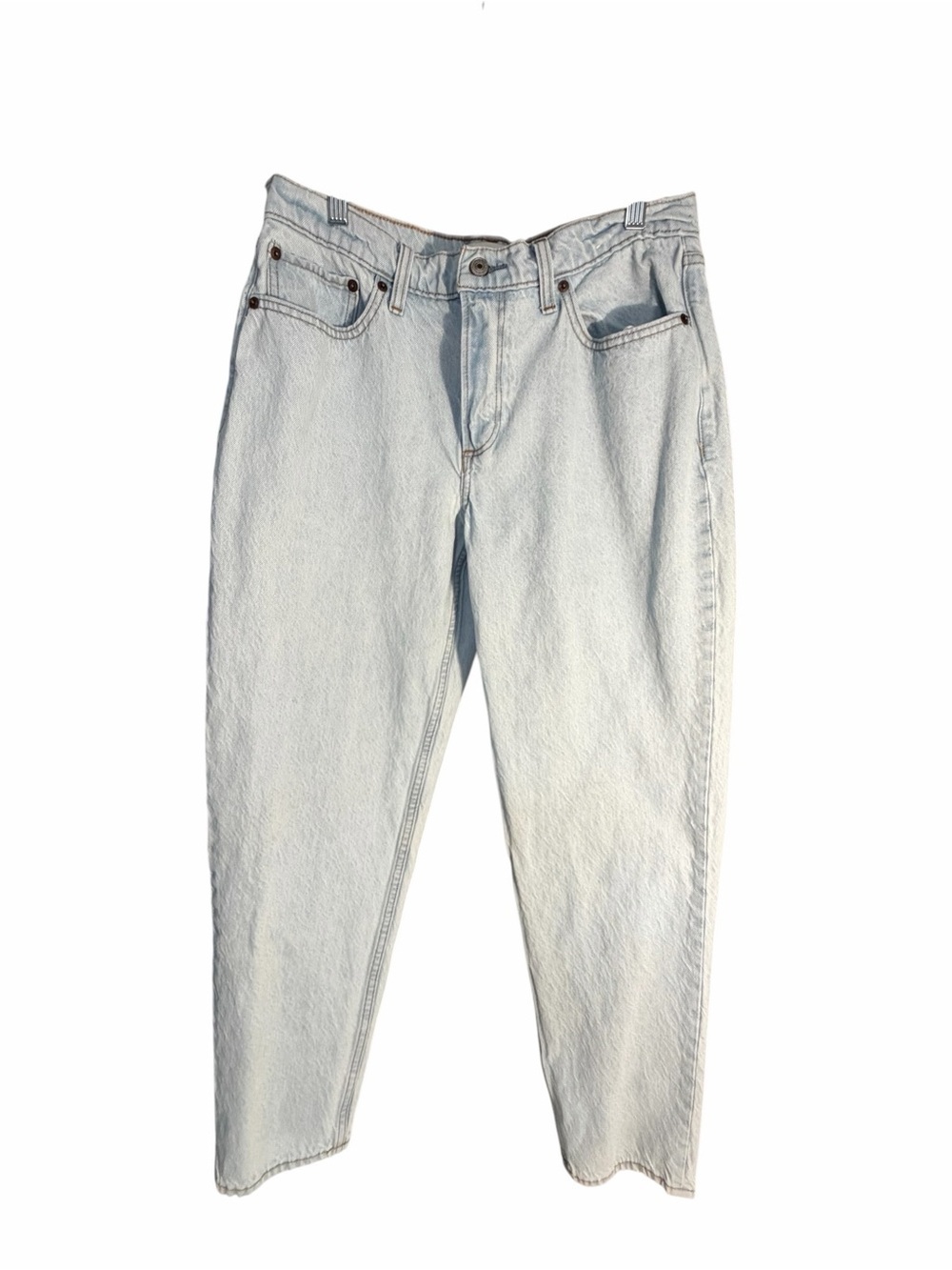 Abercrombie and Fitch The Tapered Loose Low Ride Light Wash Jeans Sz 6/28